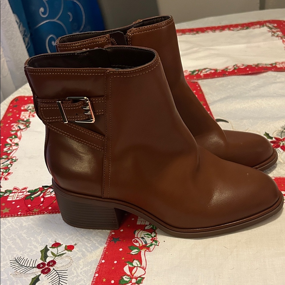 Kelly & Katie Brown Ankle Booties - Picture 2 of 3